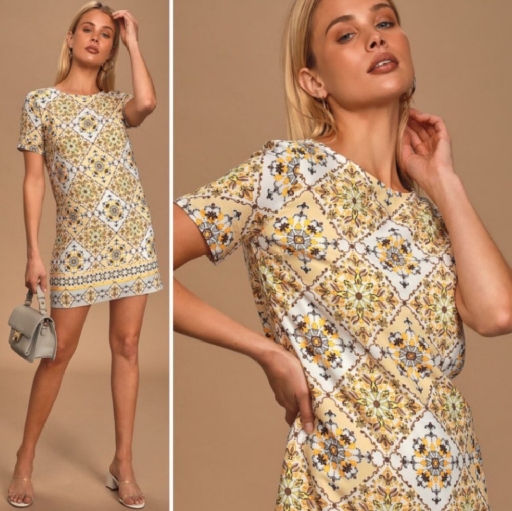 Lulus Dandy Lion Yellow Print Shift Dress XS